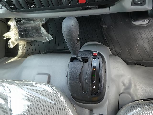 中古トラック トヨタ低温冷凍バン #18