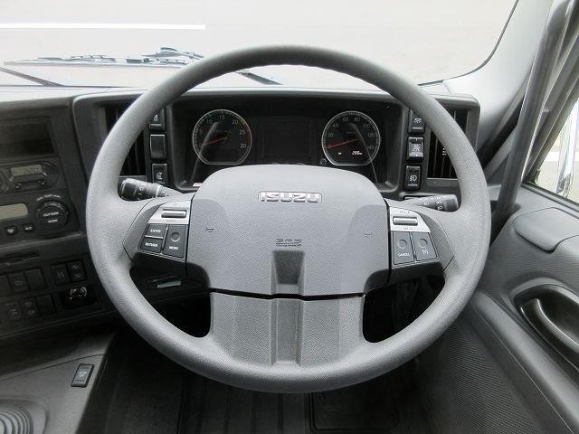 中古トラック いすゞ冷凍バン #15