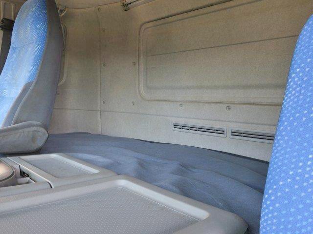 中古トラック UDトラックスクレーン付アルミブロック #20