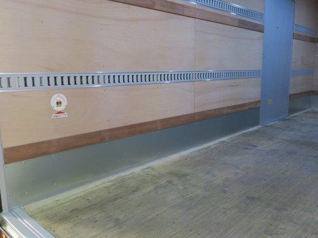 中古トラック いすゞアルミバン #8