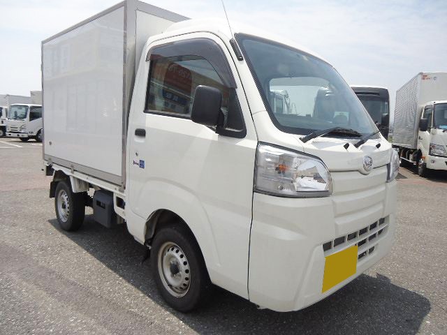 中古トラック ダイハツ冷凍バン #2