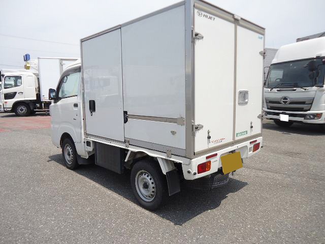 中古トラック ダイハツ冷凍バン #4