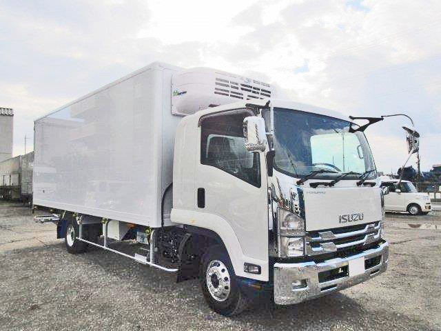 中古トラック いすゞ冷蔵冷凍車 #2