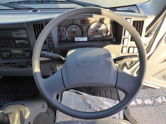 中古トラック いすゞ冷凍バン #15