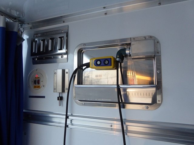 中古トラック いすゞ冷凍バン #18