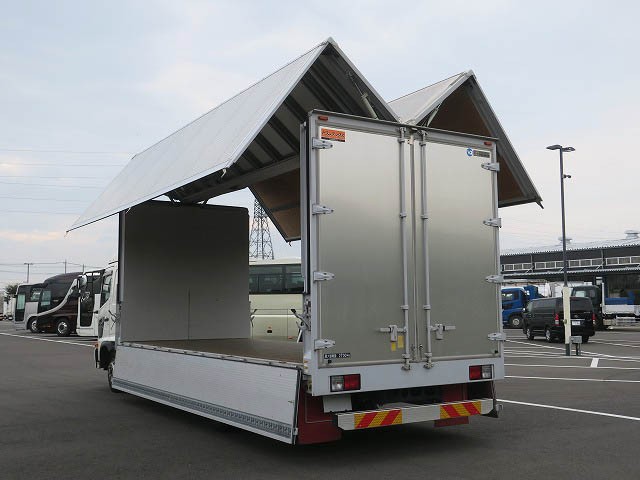 日野中型アルミウィング