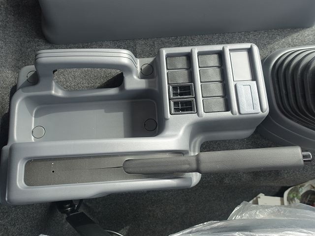 中古トラック いすゞ冷凍バン #23