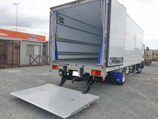 中古トラック いすゞ冷凍バン #6