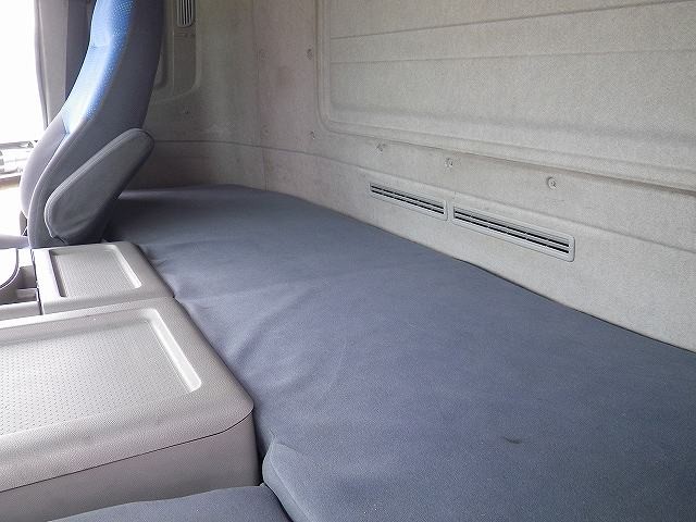 中古トラック UDトラックスアルミウィング #23