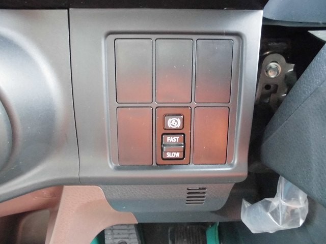 日野中型ダンプ