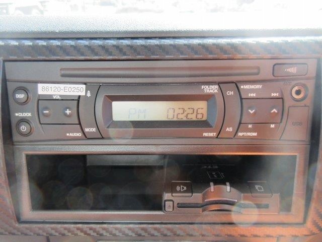 日野中型冷凍バン