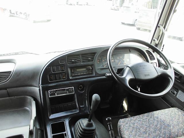 中古トラック いすゞコンクリートミキサー車 #16