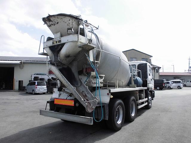 中古トラック いすゞコンクリートミキサー車 #3