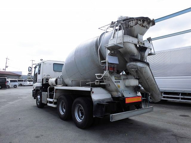 中古トラック いすゞコンクリートミキサー車 #4