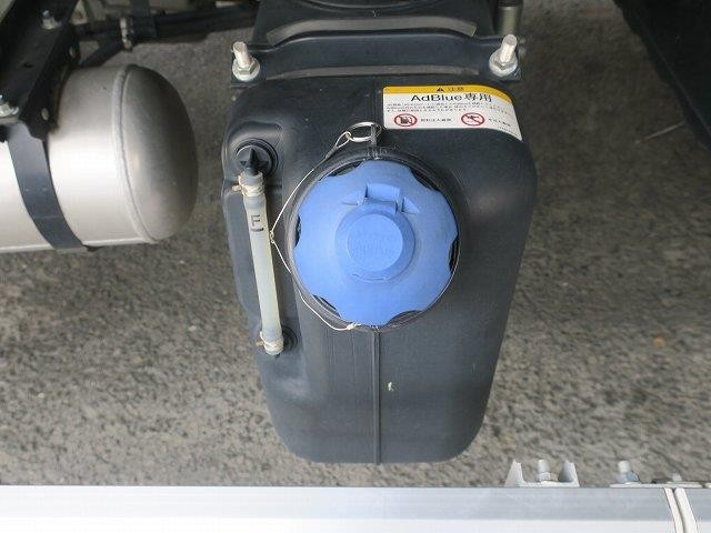 中古トラック 日野冷凍バン #13