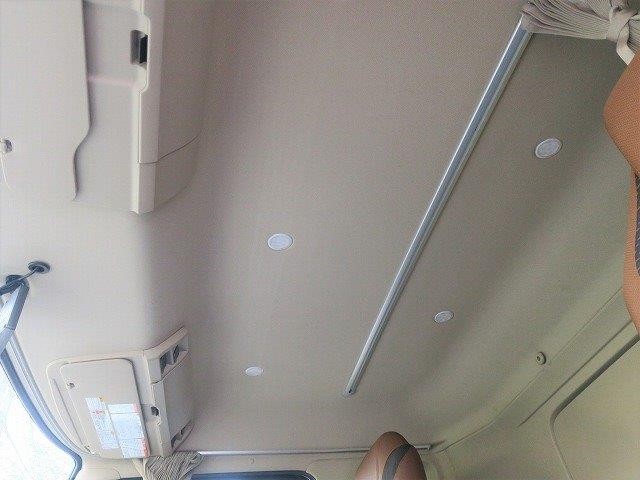 中古トラック 日野冷凍バン #24