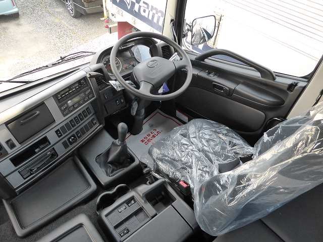 日野大型トラクタ