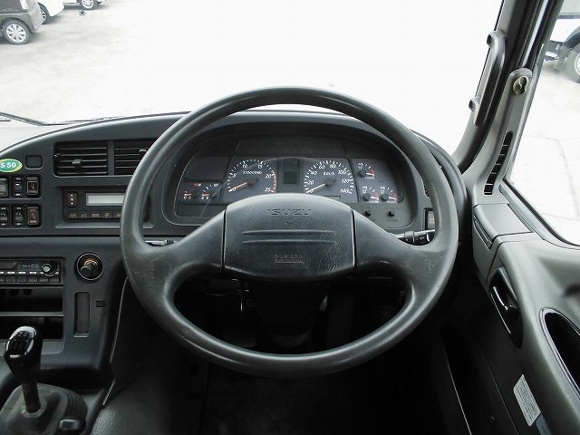 中古トラック いすゞコンテナ専用車 #15