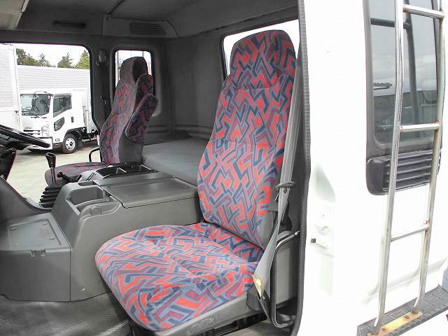 中古トラック いすゞコンテナ専用車 #19