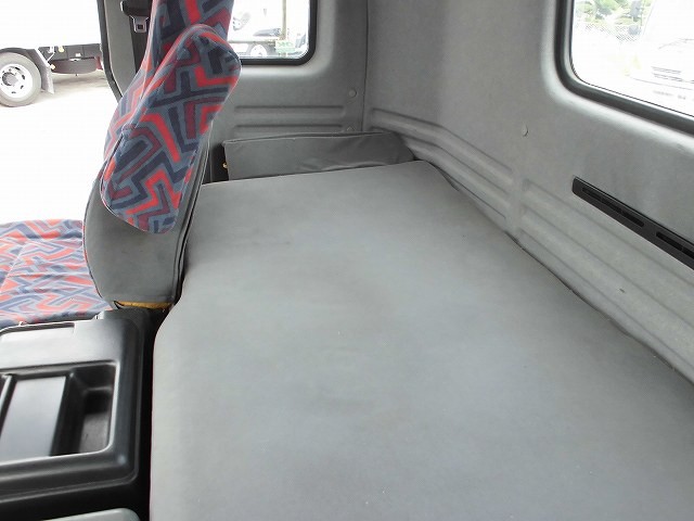 中古トラック いすゞコンテナ専用車 #20