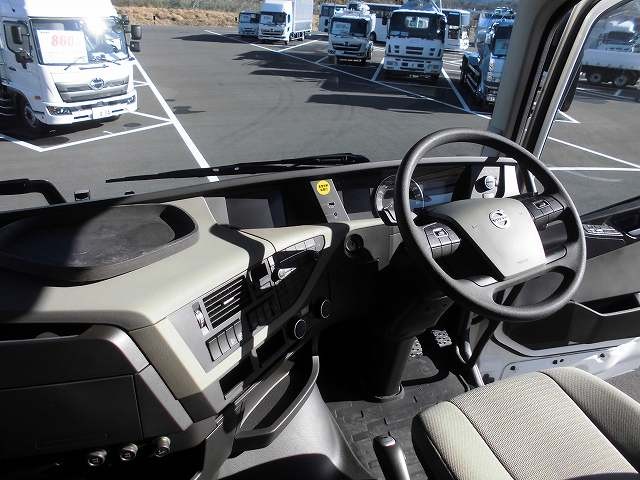 ボルボ大型トラクタヘッド