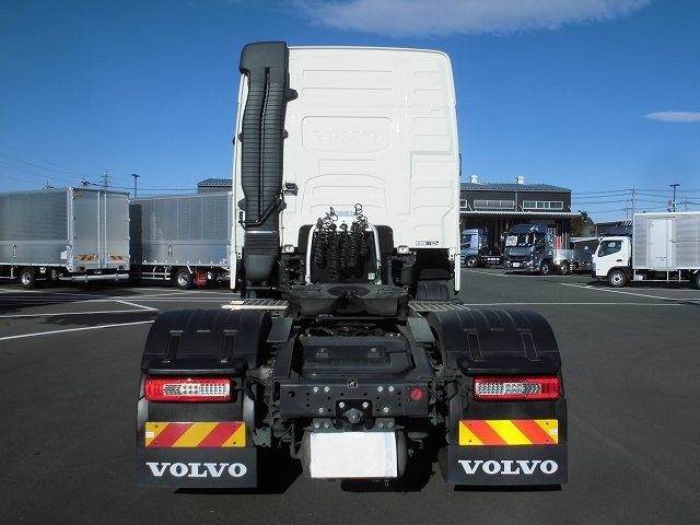 ボルボ大型トラクタヘッド