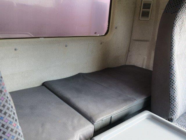 中古トラック 三菱ふそう冷凍バン #24