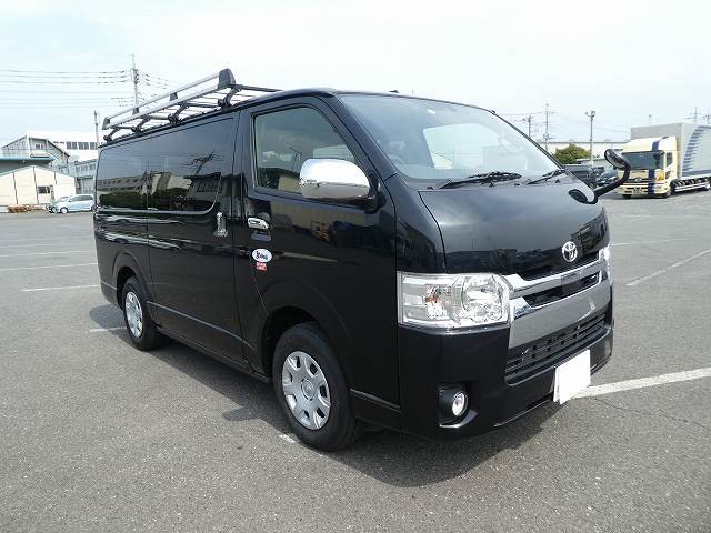 トヨタ ハイエース 