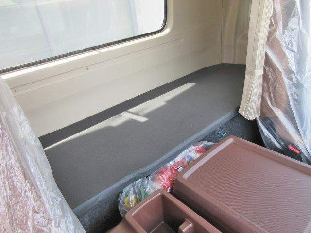 日野中型アルミウィング