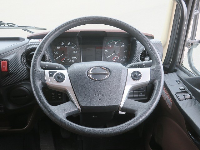 中古トラック 日野冷凍バン #18