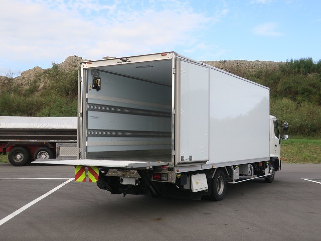 中古トラック 日野冷凍バン #9