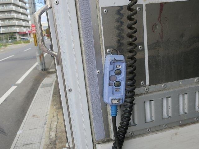 中古トラック UDトラックス冷凍バン #10