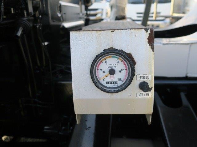 中古トラック いすゞ粉粒体運搬車 #9