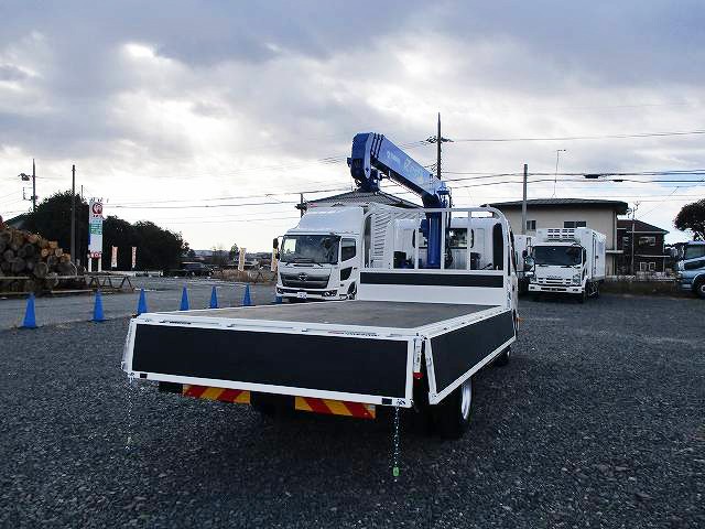 中古トラック 日野クレーン付平ボディ #3