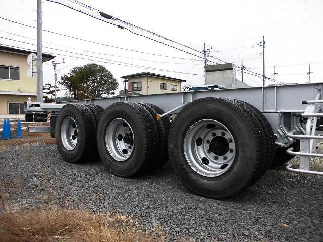 日本トレクス 海コンシャーシ