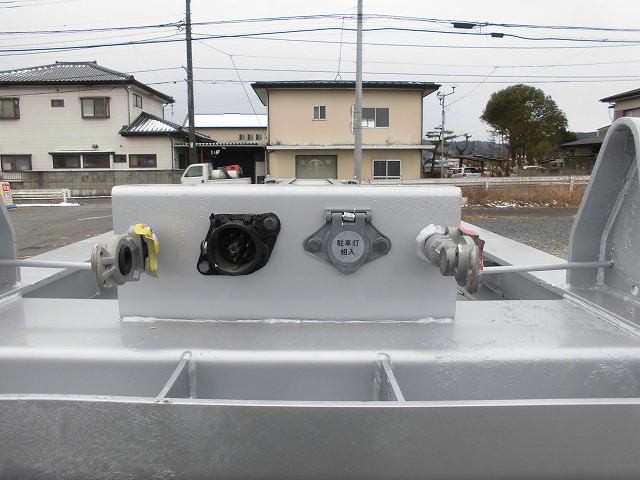 日本トレクス 海コンシャーシ
