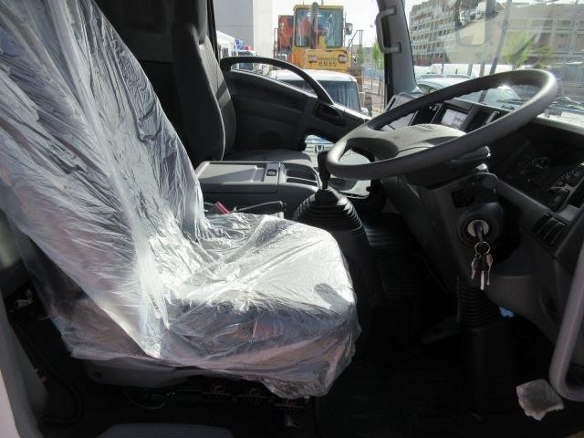 中古トラック いすゞ冷凍バン #15