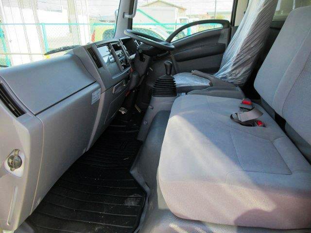 中古トラック いすゞ冷凍バン #23