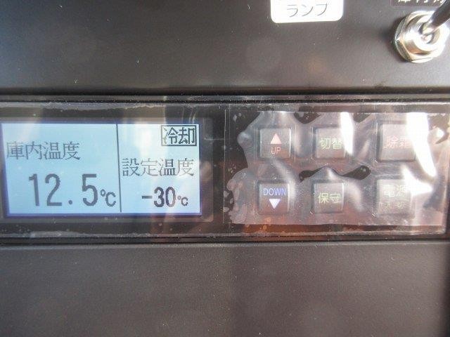中古トラック いすゞ冷凍バン #22