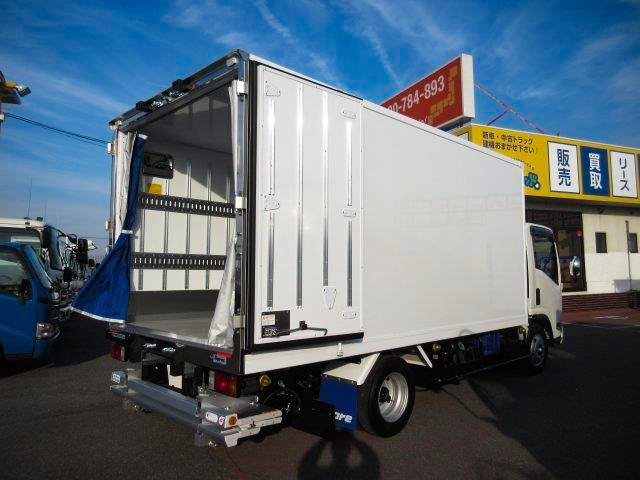 中古トラック いすゞ冷凍バン #5
