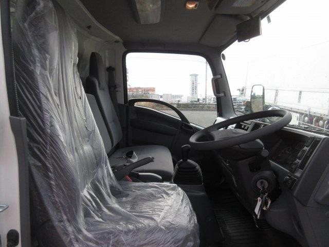 中古トラック いすゞ冷凍バン #16