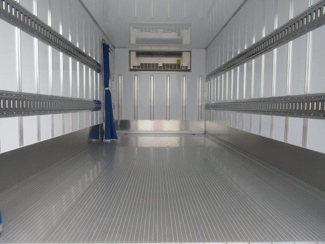 中古トラック いすゞ冷凍バン #8