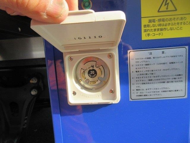 中古トラック いすゞ冷凍バン格納PG付 #12