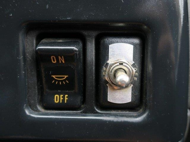 いすゞフォワード  中型パッカー車