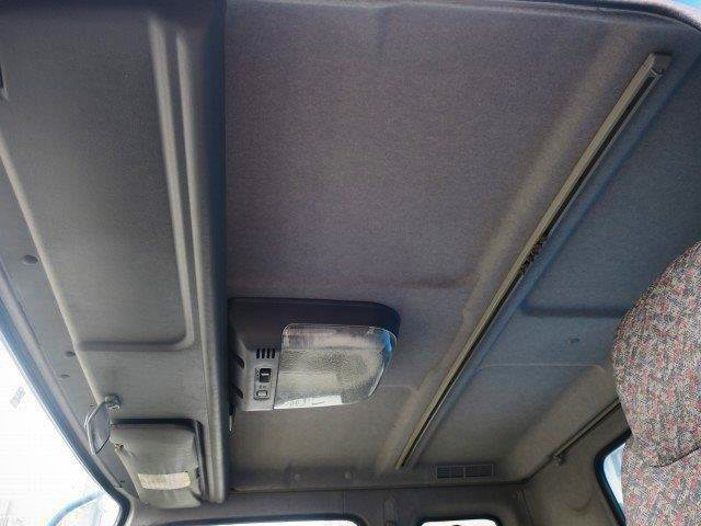 いすゞフォワード  中型パッカー車