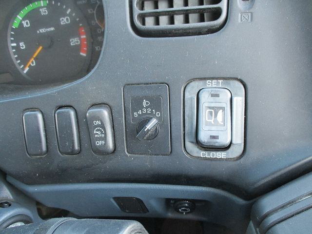 中古トラック 三菱ふそう平ボディアルミブロック ＃20