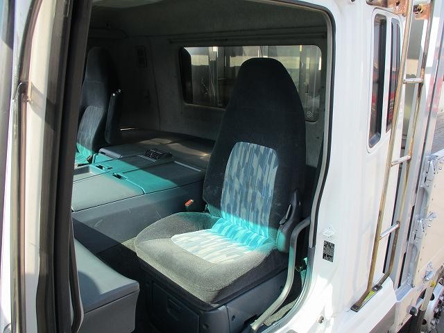 中古トラック 三菱ふそう平ボディアルミブロック ＃22