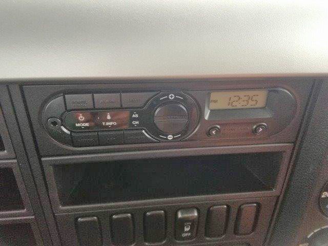 中古トラック 三菱ふそうクレーン付平ボディ #19