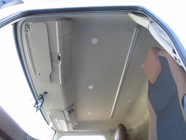 中古トラック 日野冷蔵冷凍車 #24