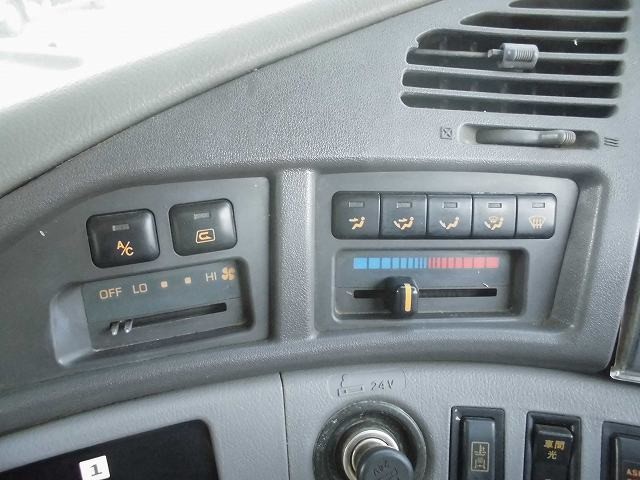 中古トラック 日野クレーン付き平アルミブロック #20